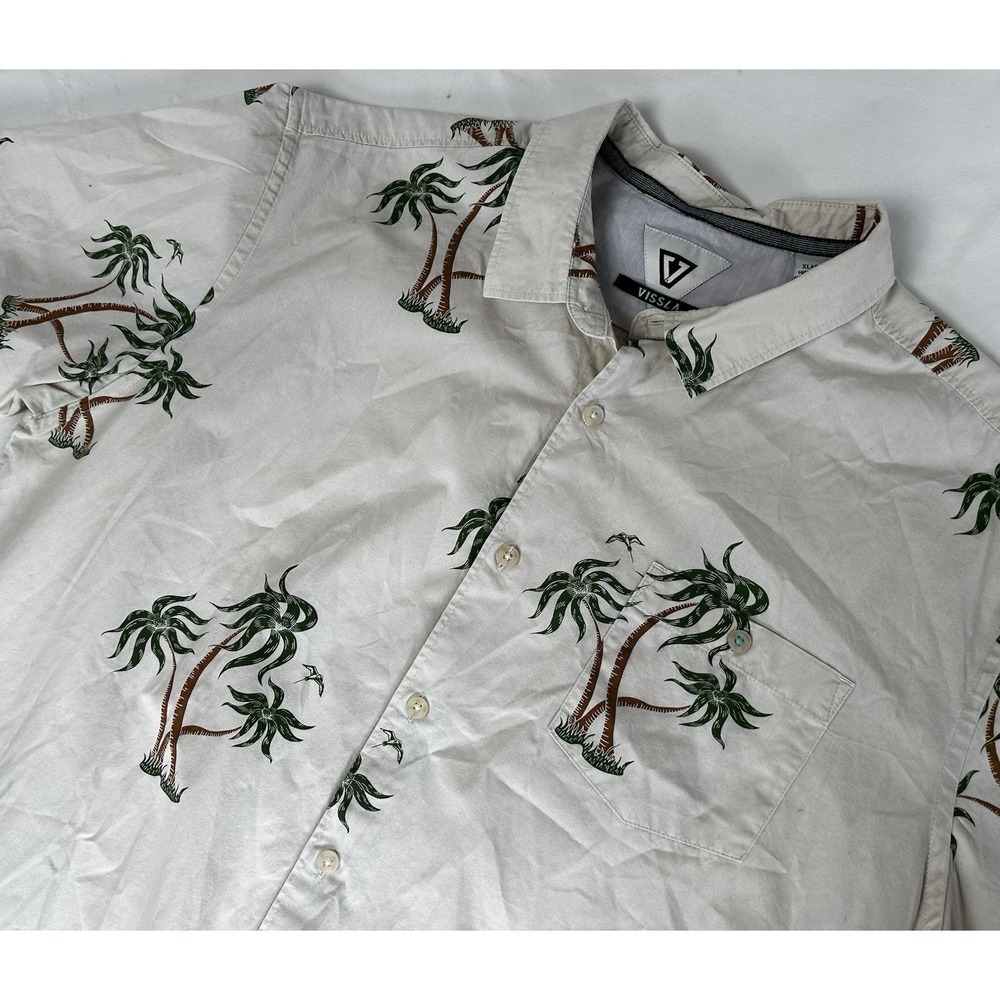 Vissla Men's XL Hawaiian Floral Short Sleeve Button Up Shirt Palm Tree Print